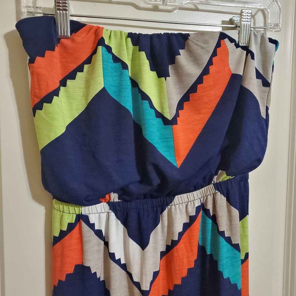 Dress - Picture 2 of 3